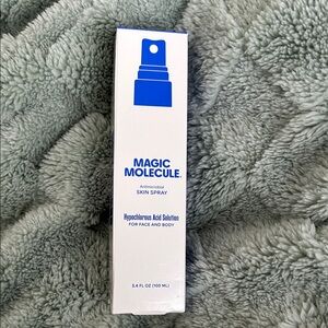 Magic Molecule Antimicrobial Skin Spray